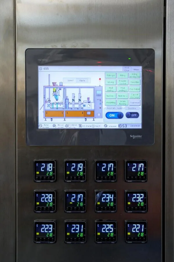 машиной для наполнения и запечатывания kcup EXPAK CP5006V машиной для наполнения и запечатывания kcup EXPAK CP5006V